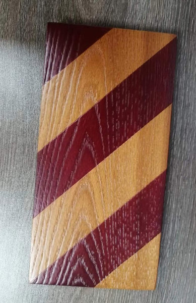 Aslant striped table